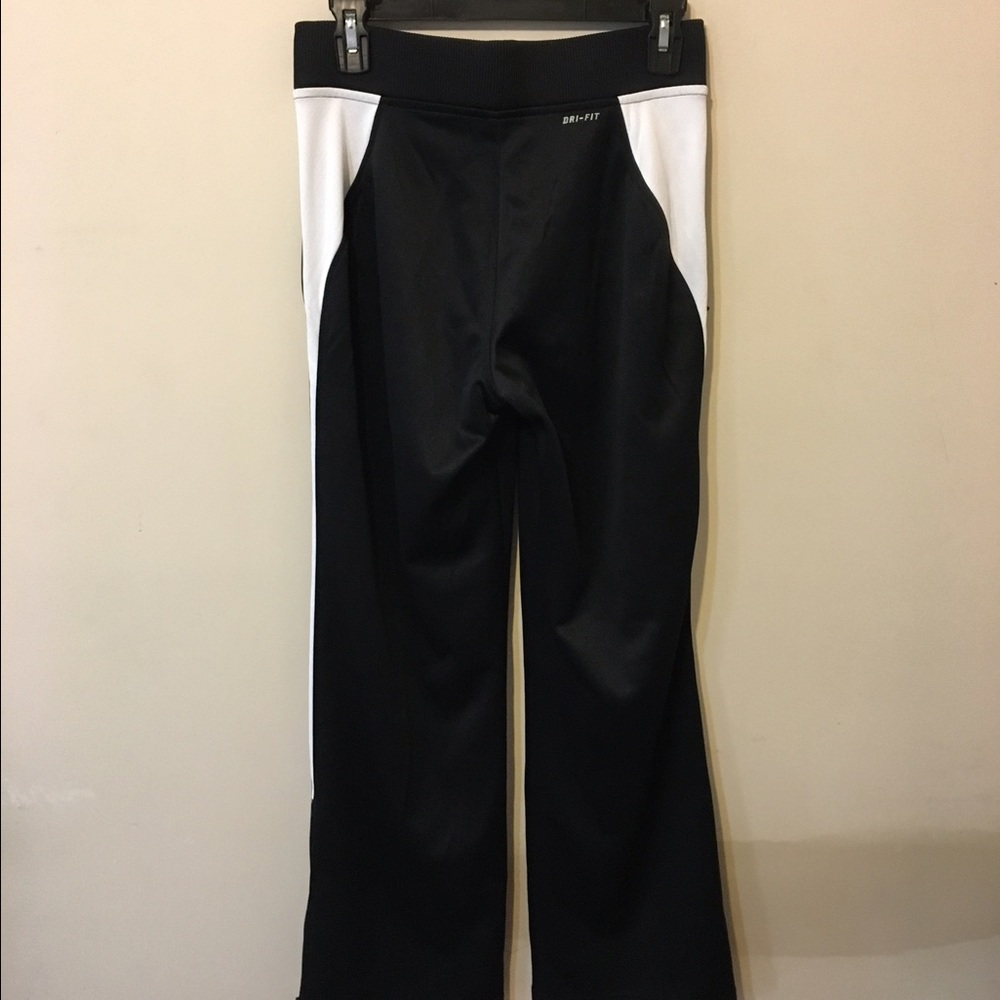 Nike Dri-Fit Training Pants XS Black White Athletic Joggers EUC - Picture 6 of 14